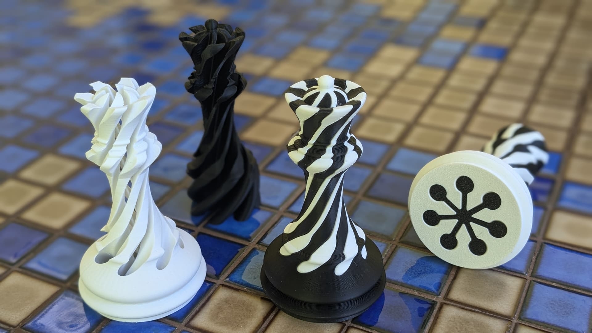 Black and White Chess Queen Gallery McNeel Forum